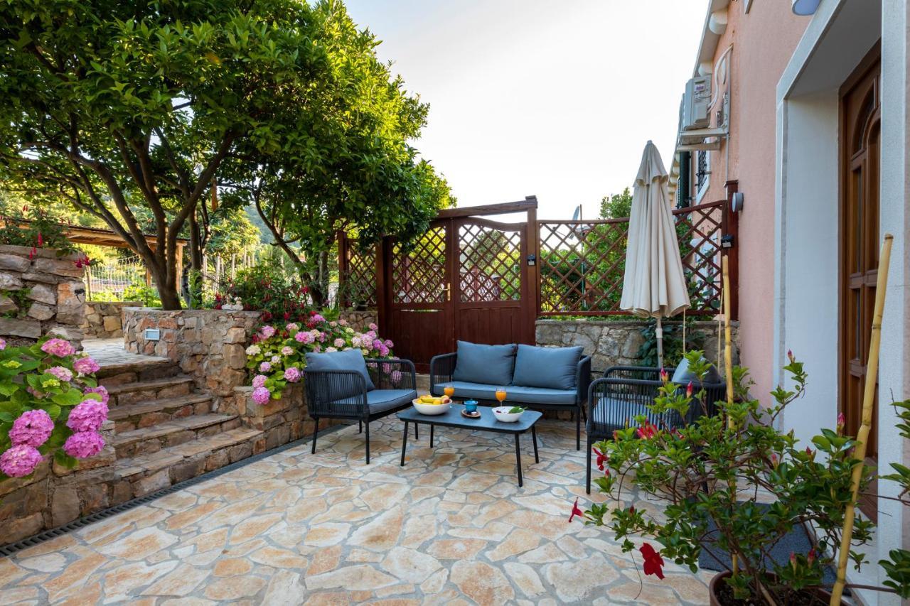 Vacation House Orange Veli Losinj Luaran gambar